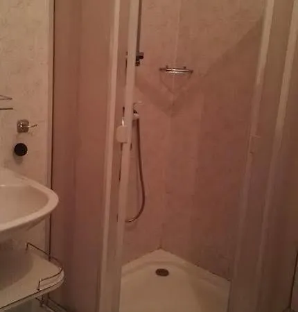 Отель Ozone Private And *